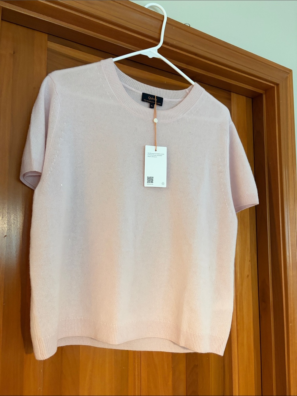 Quince Short Sleeve Cashmere-Blend Top in Light Pink